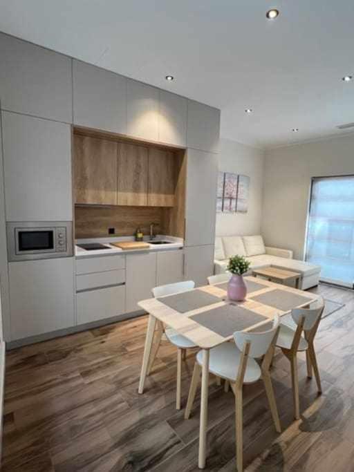 Deluxe Twobedroom Apartment Seville Downtown Exterior photo