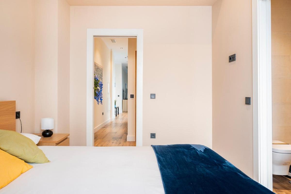 Deluxe Twobedroom Apartment Seville Downtown Exterior photo