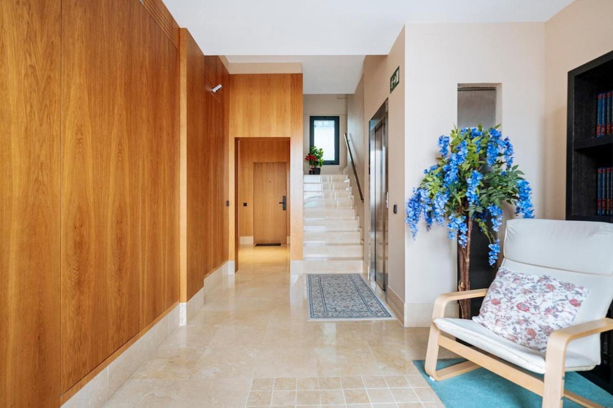 Deluxe Twobedroom Apartment Seville Downtown Exterior photo